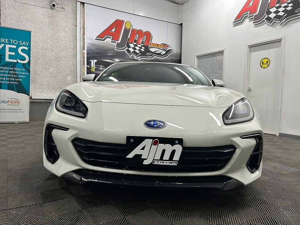 Subaru BRZ U850 White #4