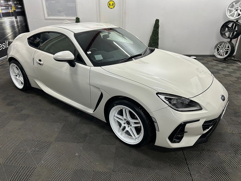 Subaru BRZ U850 White #3