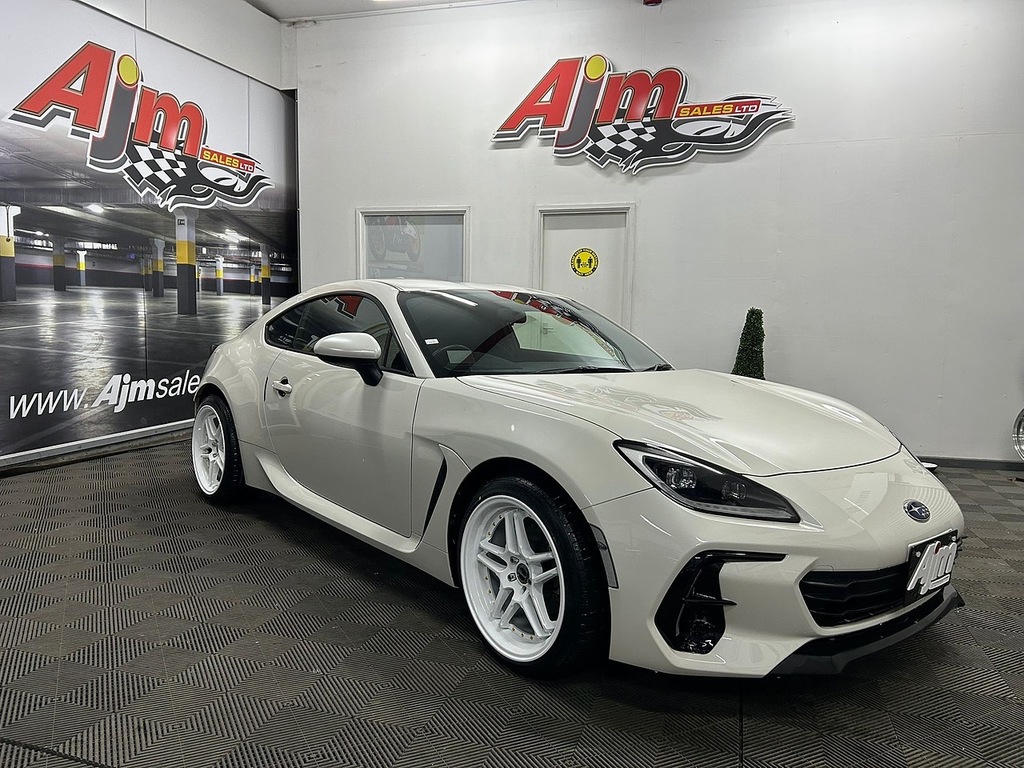 Subaru BRZ U850 White #2