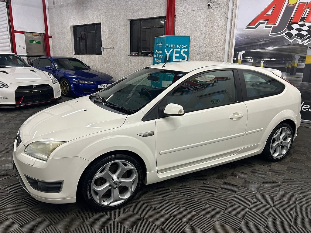 Ford Focus St U822 FOCSST2 White #5