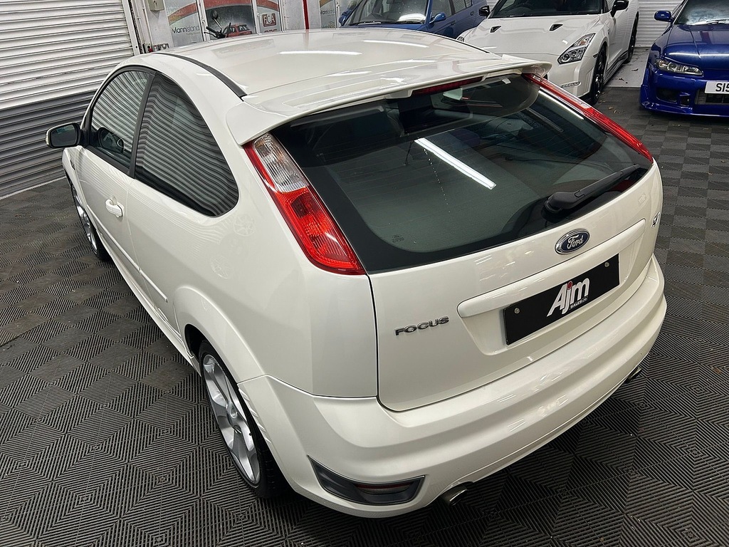 Ford Focus St U822 FOCSST2 White #6