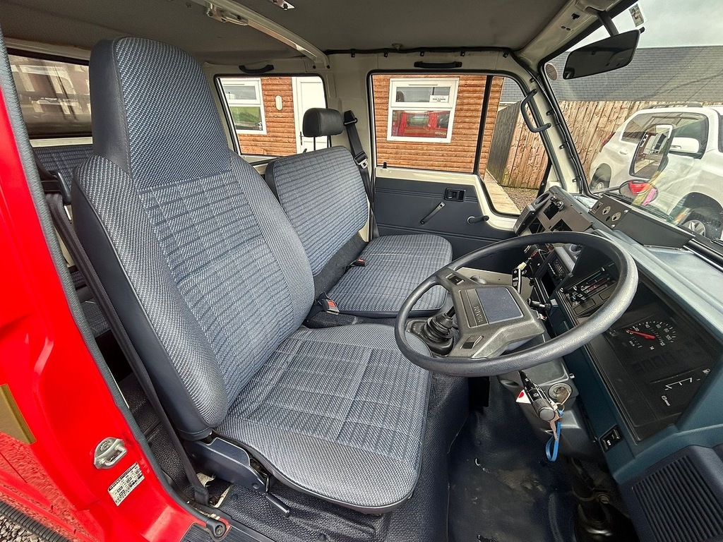 Toyota HiAce Mpv #14
