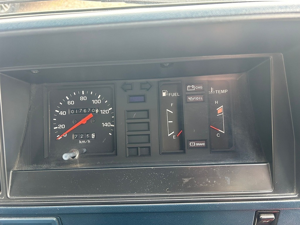 Toyota HiAce Mpv #19