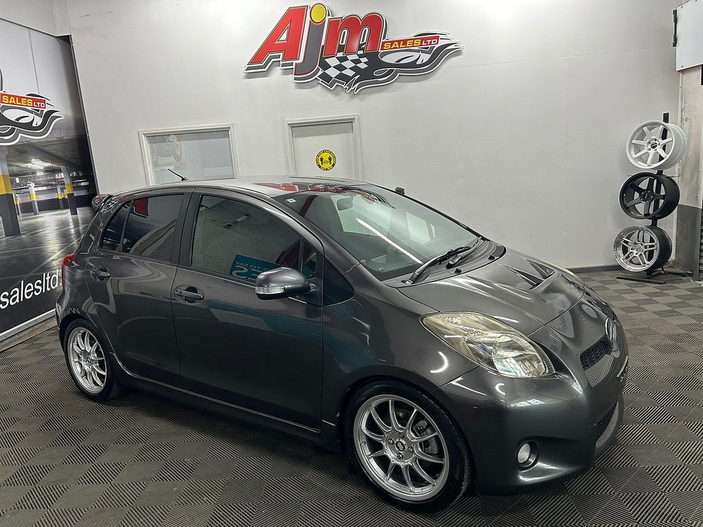 Toyota Vitz Trd Sport M U733 Grey #2