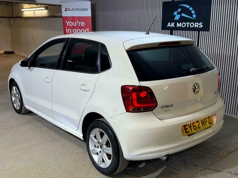 Volkswagen Polo 1.4 Match Euro 5 EY62MPZ White #3