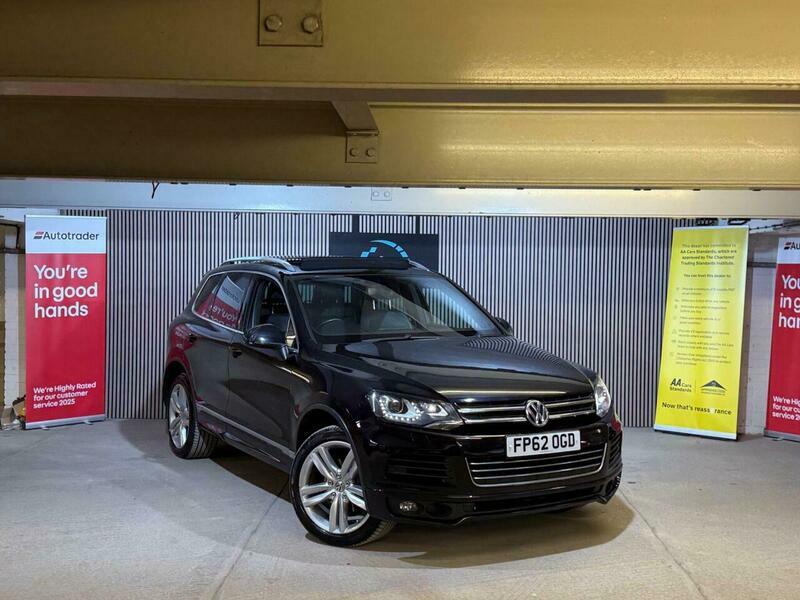 Volkswagen Touareg 3.0 Tdi V6 Bluemotion FP62OGD Black #5