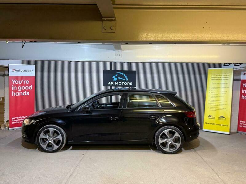 Audi A3 1.6 Tdi Se Sportback Black #4