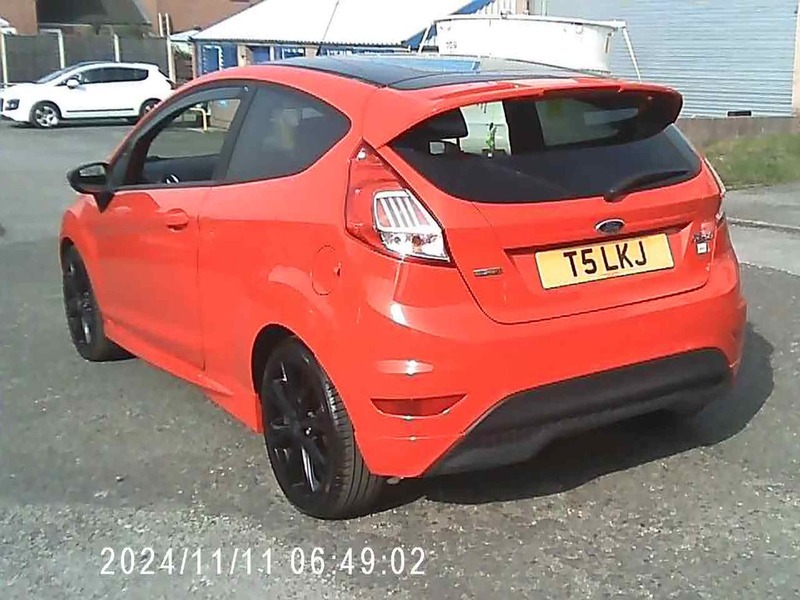 Ford Fiesta Zetec S Red Edition T5LKJ Red #4
