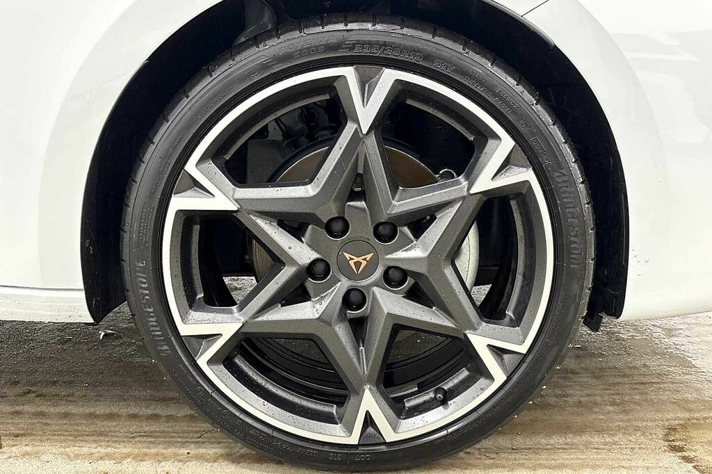 Cupra Leon 1.5 Etsi 150 V2 Dsg KW75TWM White #5