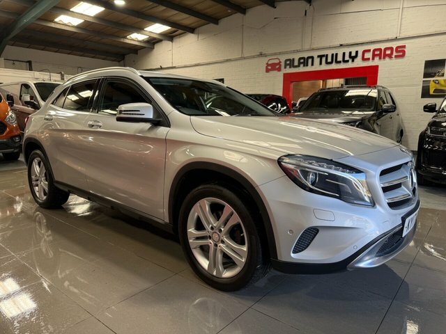 Mercedes-Benz GLA Class 2017 2.1 Gla220d Sport Premium Suv 7G Silver