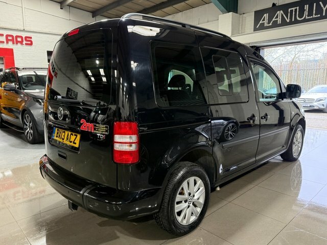 Volkswagen Caddy Life 2013 1.6 Tdi Cr Mpv Dsg Euro 5 102 Ps Black #6