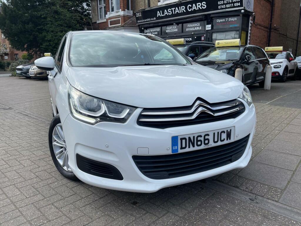 Citroen C4 Hatchback 1.2 Puretech Feel Euro 6 201666 White