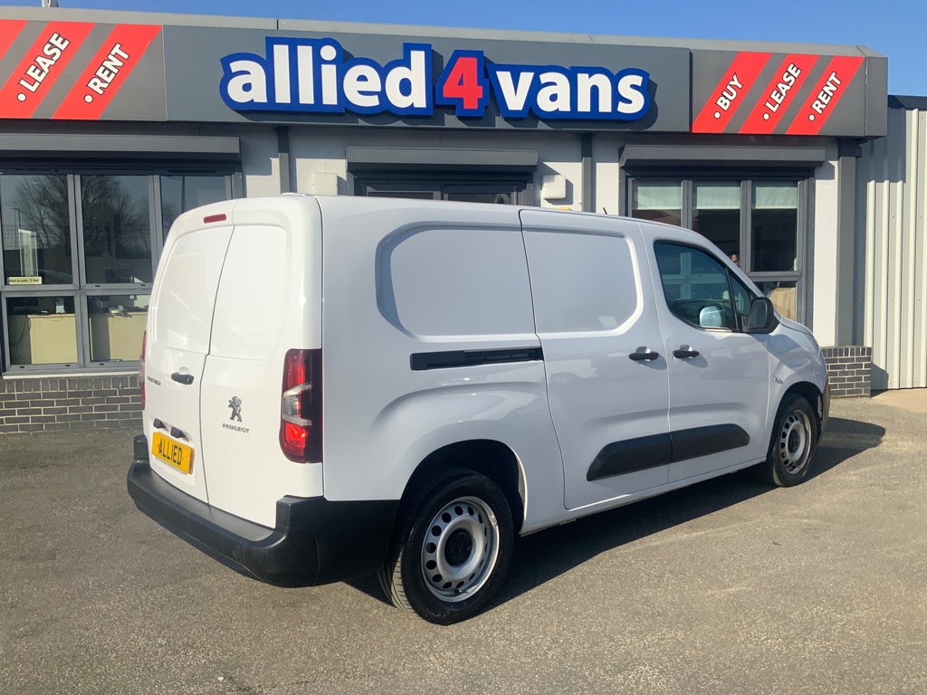 Peugeot Partner 1.5 Bluehdi L2 H1 Professional Premium Plus A C KM73ECX White #5