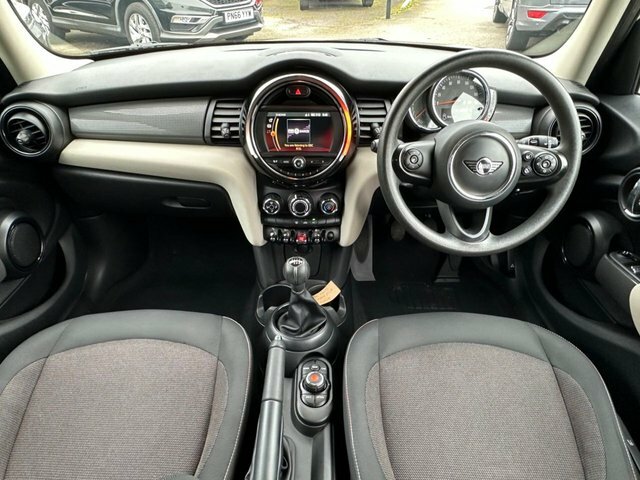 Mini Hatch 1.5 Cooper Hatchback Euro 6 S S White #3
