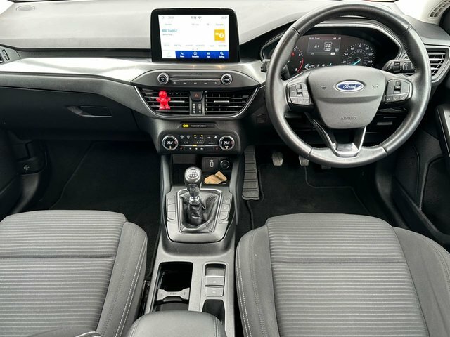 Ford Focus 1.0T Ecoboost Titanium Hatchback MX19UUB Red #3
