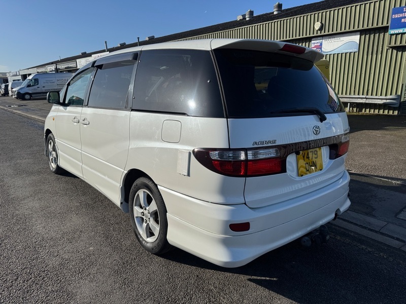 Toyota Estima Silver #5