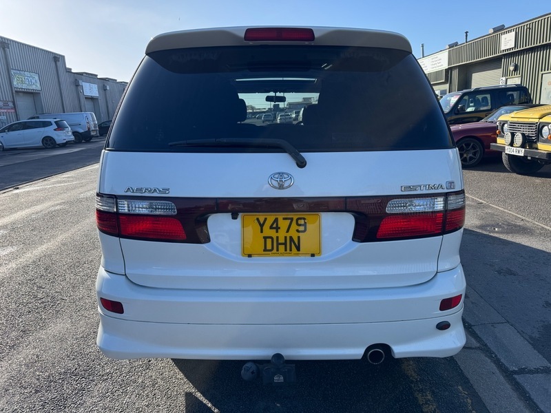 Toyota Estima Silver #8