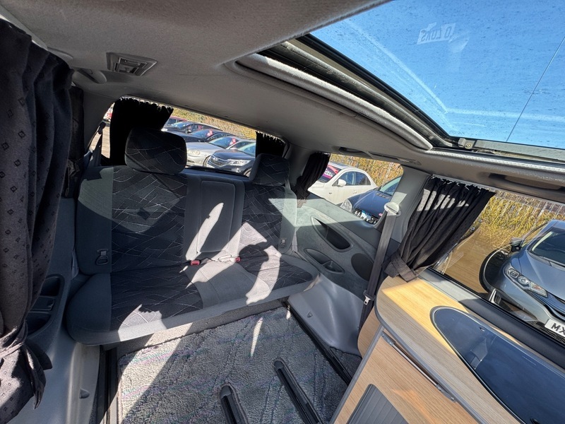 Toyota Estima Silver #26