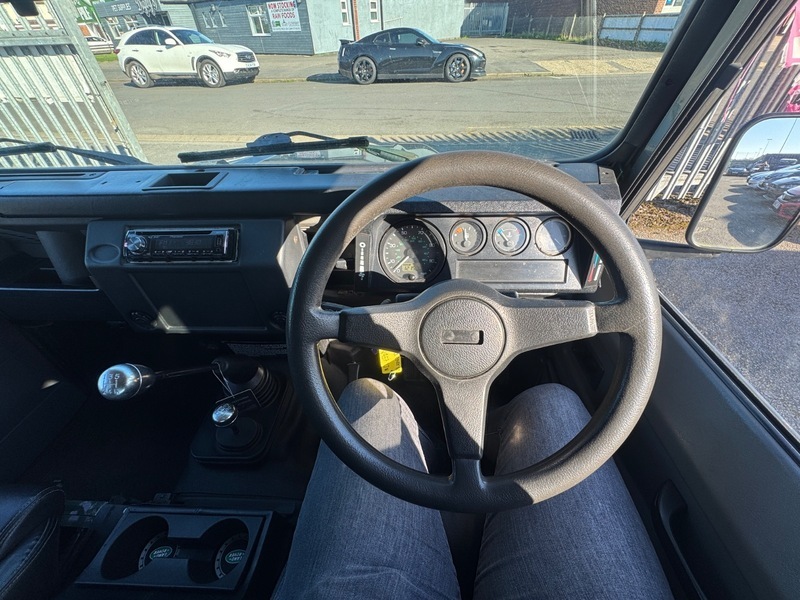Land Rover Defender 90 2.5 Td5  #13