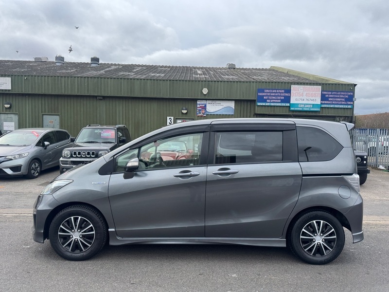 Honda Freed Mpv FM61AOF Grey #3