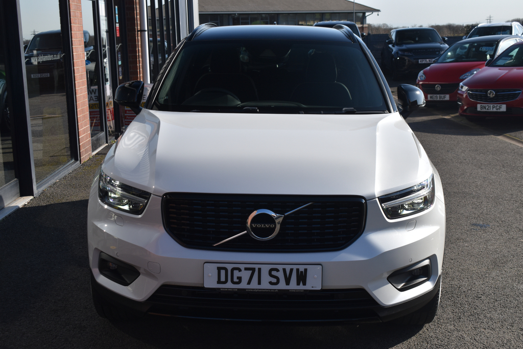 Volvo XC40 1.5 T3 R-design Suv Euro 6 Ss DG71SVW #3