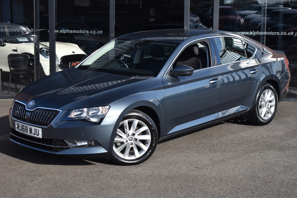 Skoda Superb 2.0 Tdi Se Hatchback Dsg Euro 6 Ss MJ68WJU  #4
