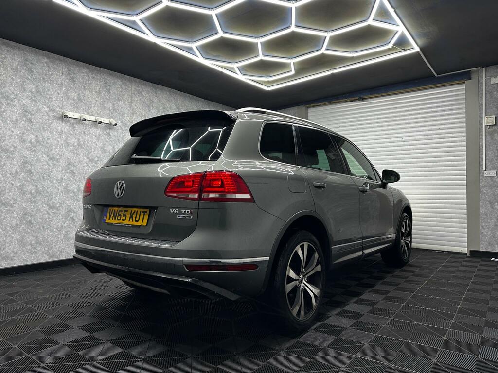 Volkswagen Touareg 3.0 Tdi V6 Bluemotion Tech R-line Tiptronic 4Wd Eu VN65KUT Grey #4