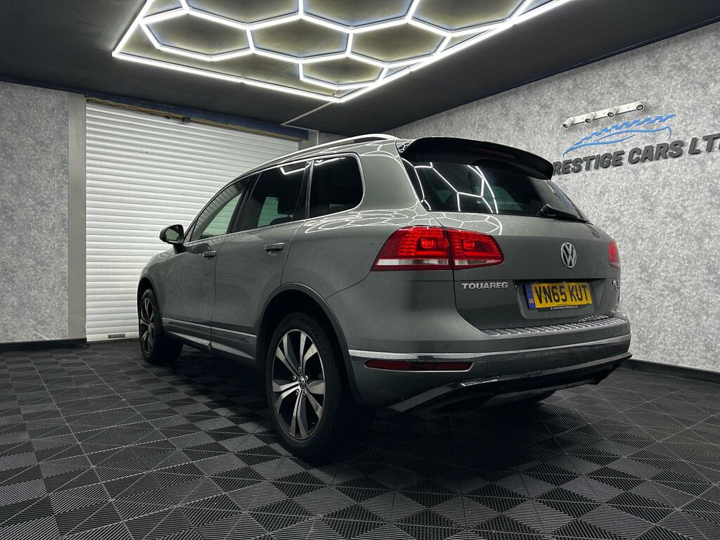 Volkswagen Touareg 3.0 Tdi V6 Bluemotion Tech R-line Tiptronic 4Wd Eu VN65KUT Grey #6