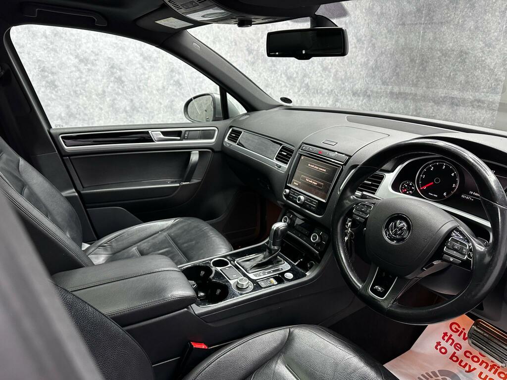 Volkswagen Touareg 3.0 Tdi V6 Bluemotion Tech R-line Tiptronic 4Wd Eu VN65KUT Grey #2