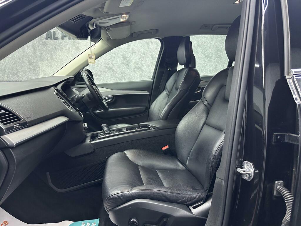 Volvo XC90 Momentum AK69OUA Black #3