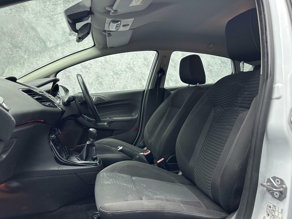 Ford Fiesta Zetec MC65ZXZ White #3