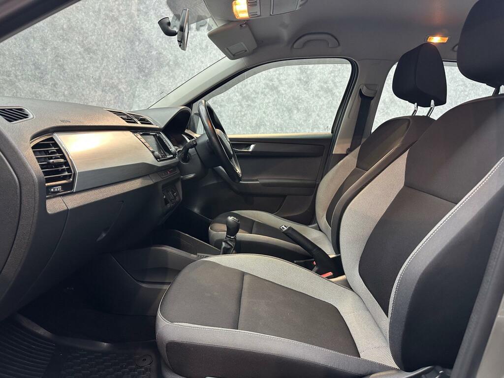 Skoda Fabia 1.0 Se Euro 6 Ss Beige #3
