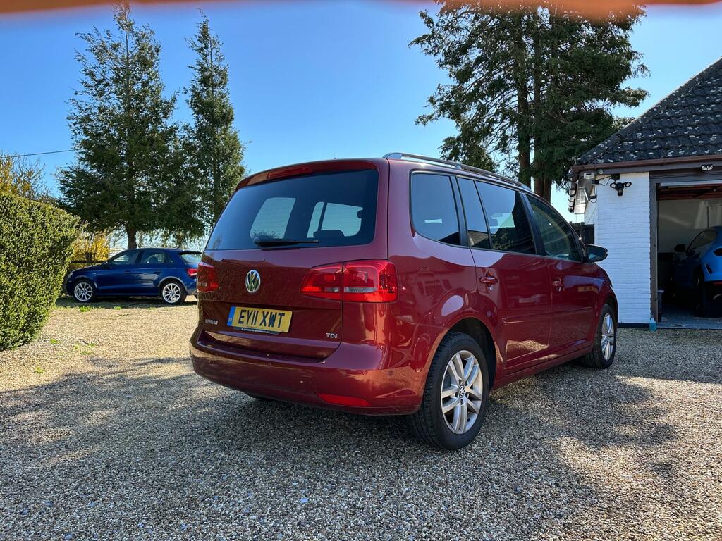 Volkswagen Touran 1.6 Tdi Se Dsg Euro 5 Red #4