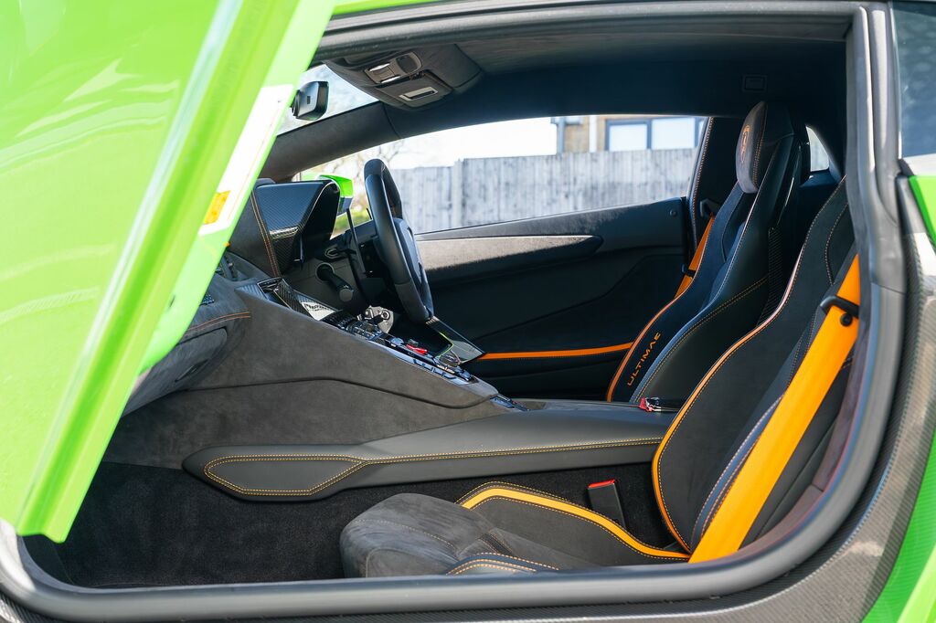 Lamborghini Aventador V12 Orange #54