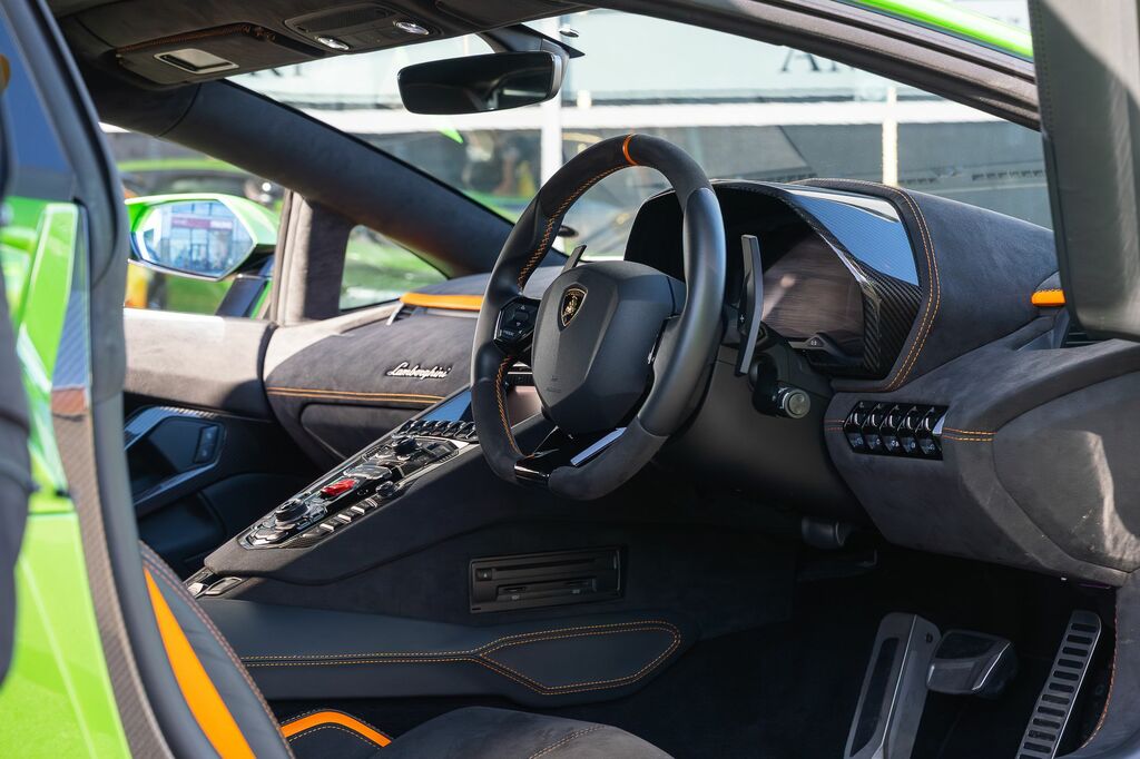 Lamborghini Aventador V12 Orange #37