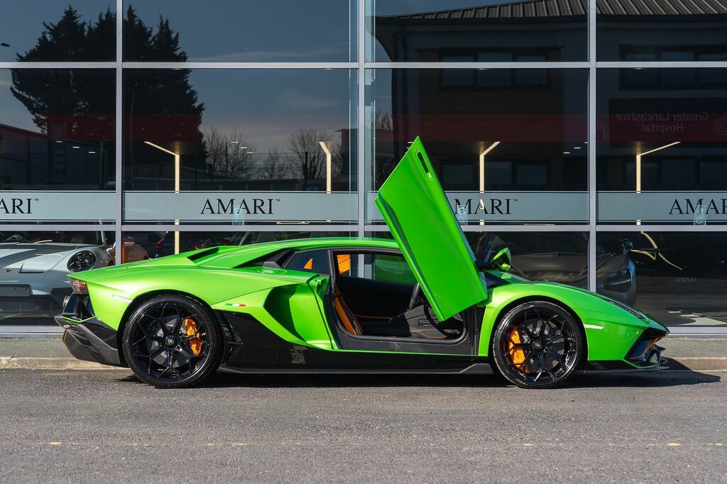 Lamborghini Aventador V12 Orange #6