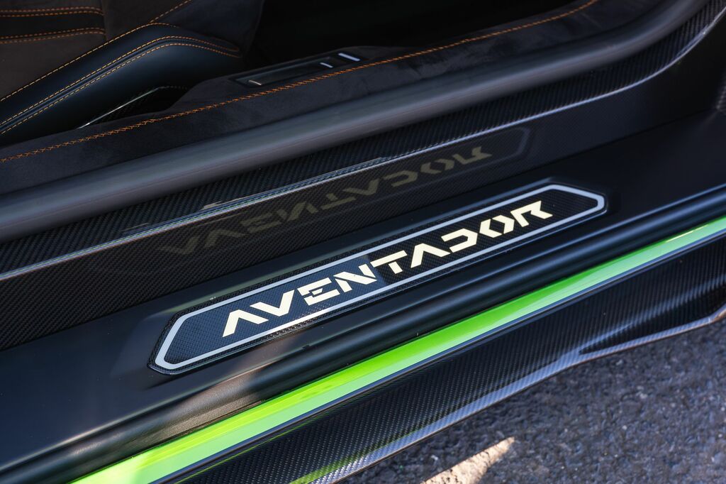 Lamborghini Aventador V12 Orange #38