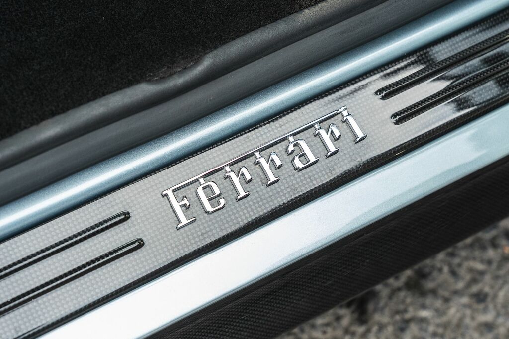 Ferrari Sf90 Stradale 4.0T V8 7.9Kwh F1 Dct 4Wd Euro 6 Ss Grey #32