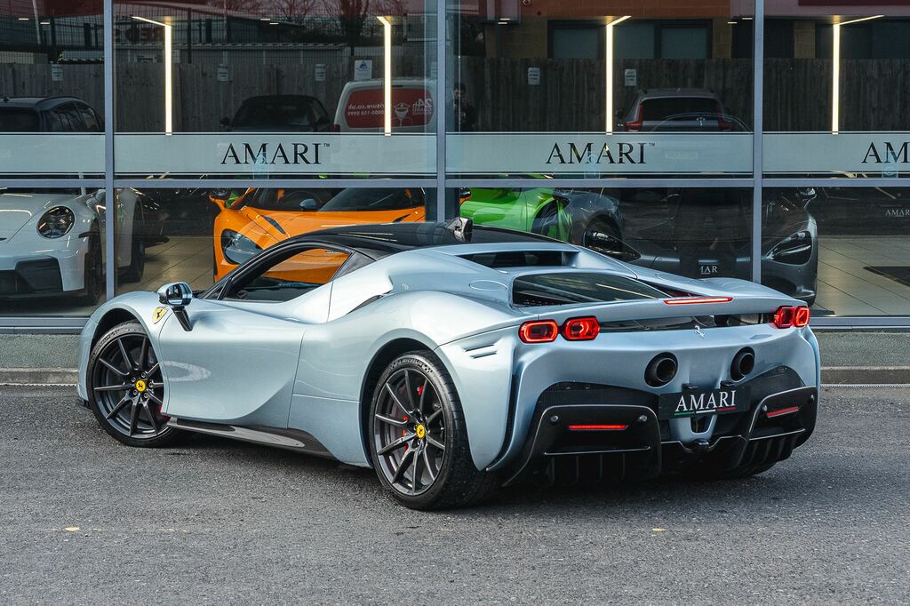 Ferrari Sf90 Stradale 4.0T V8 7.9Kwh F1 Dct 4Wd Euro 6 Ss Grey #24