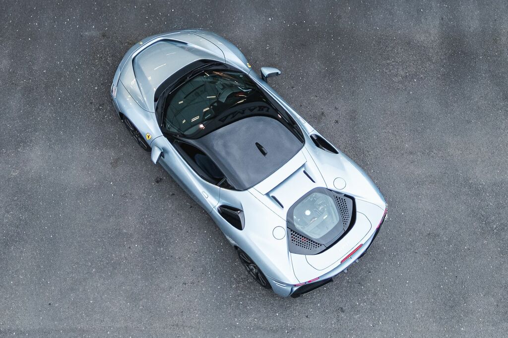 Ferrari Sf90 Stradale 4.0T V8 7.9Kwh F1 Dct 4Wd Euro 6 Ss Grey #70