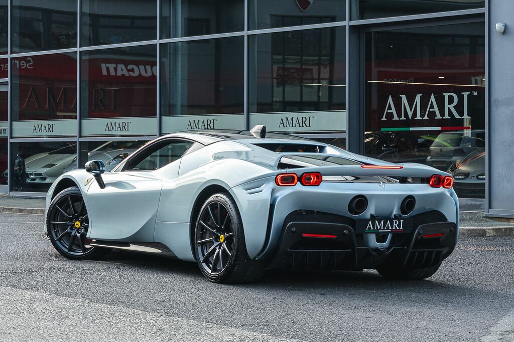 Ferrari Sf90 Stradale 4.0T V8 7.9Kwh F1 Dct 4Wd Euro 6 Ss Grey #22