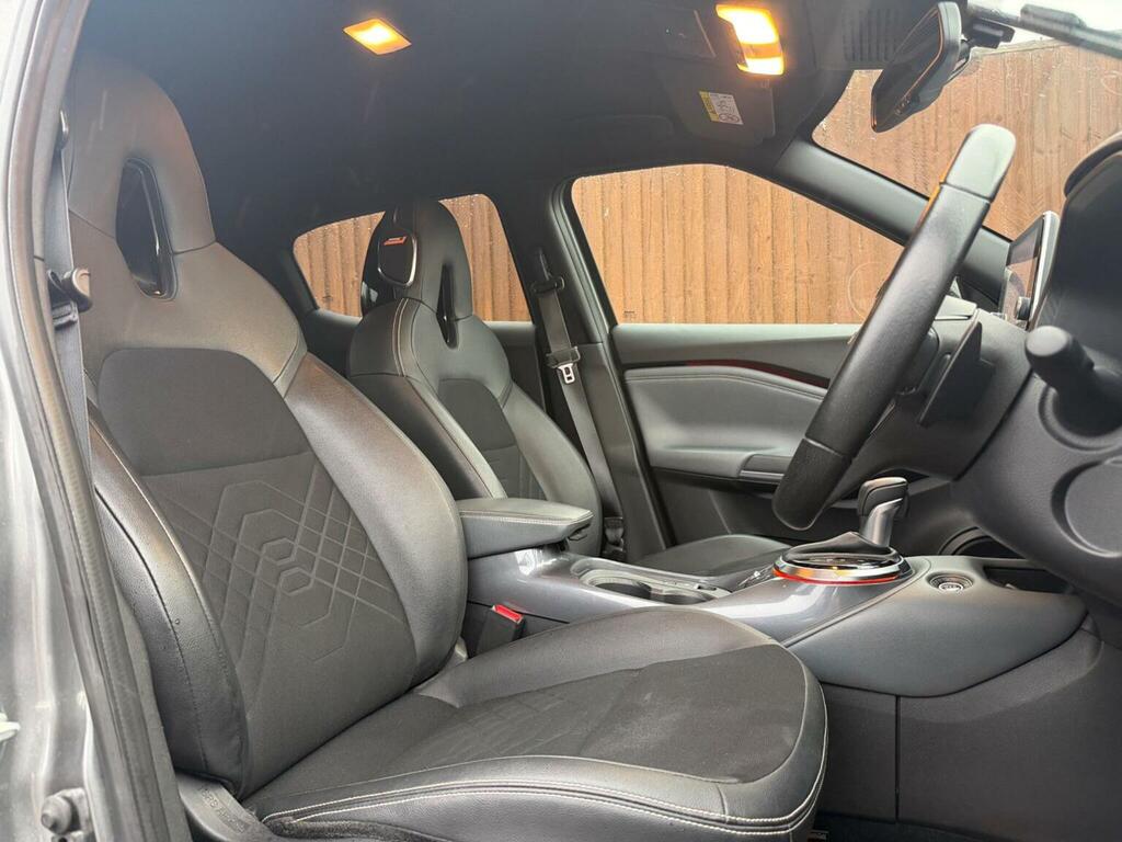 Nissan Juke Suv 1.0 Dig-t Tekna Dct Euro 6 Ss 202 AJ70VWG Grey #3