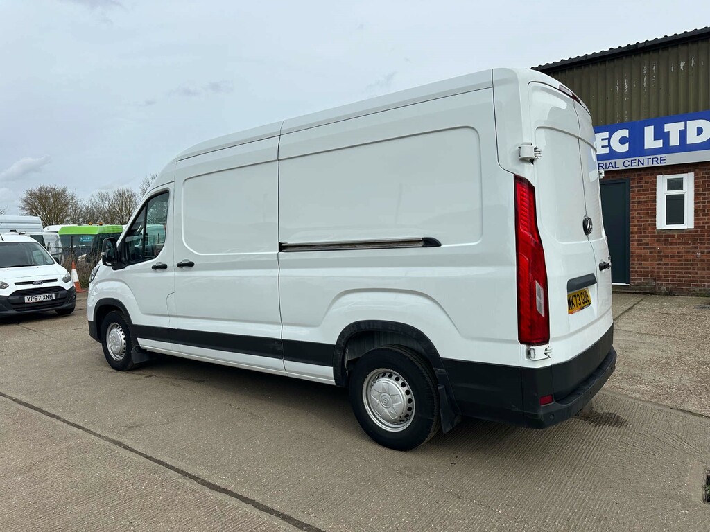 Maxus Deliver 9 D20 Panel Van Fwd L3 H2 Euro 6 Ss MK73GUE White #4