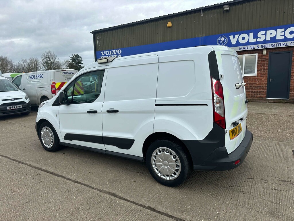 Ford Transit Connect 220 Panel Van L1 H1 YO17JWM White #5