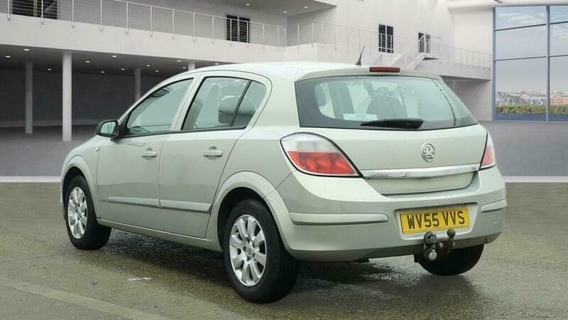 Vauxhall Astra 1.8I 16V Club Silver #5