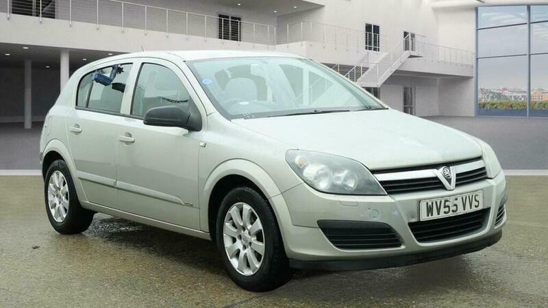 Vauxhall Astra 1.8I 16V Club Silver #2