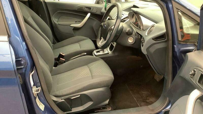 Ford Fiesta 1.4 Titanium GL09TYH Blue #2
