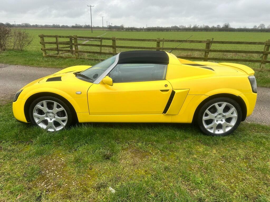 Vauxhall VX220 Turbo Grey #36