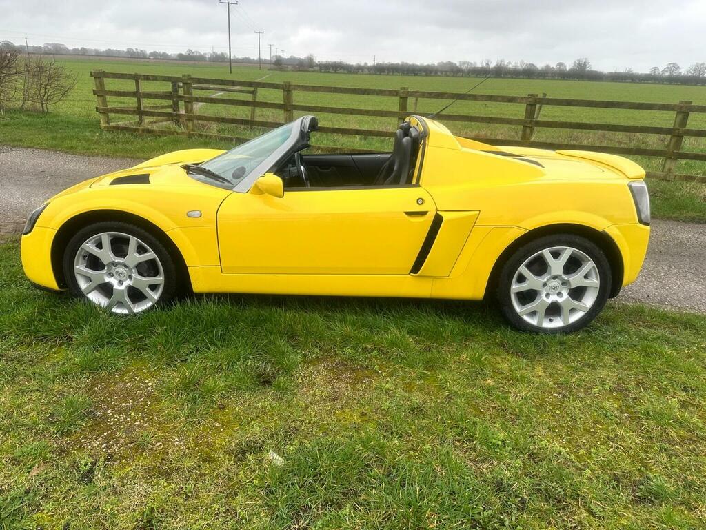 Vauxhall VX220 Turbo Grey #29