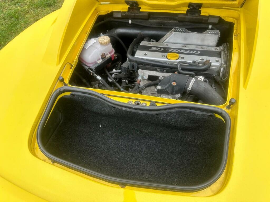 Vauxhall VX220 Turbo Grey #26